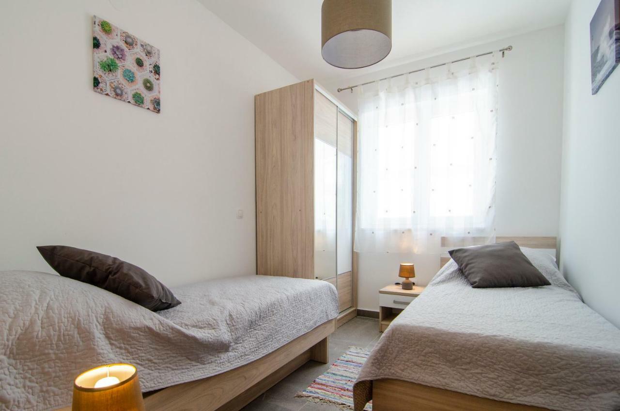 Apartment Sara
