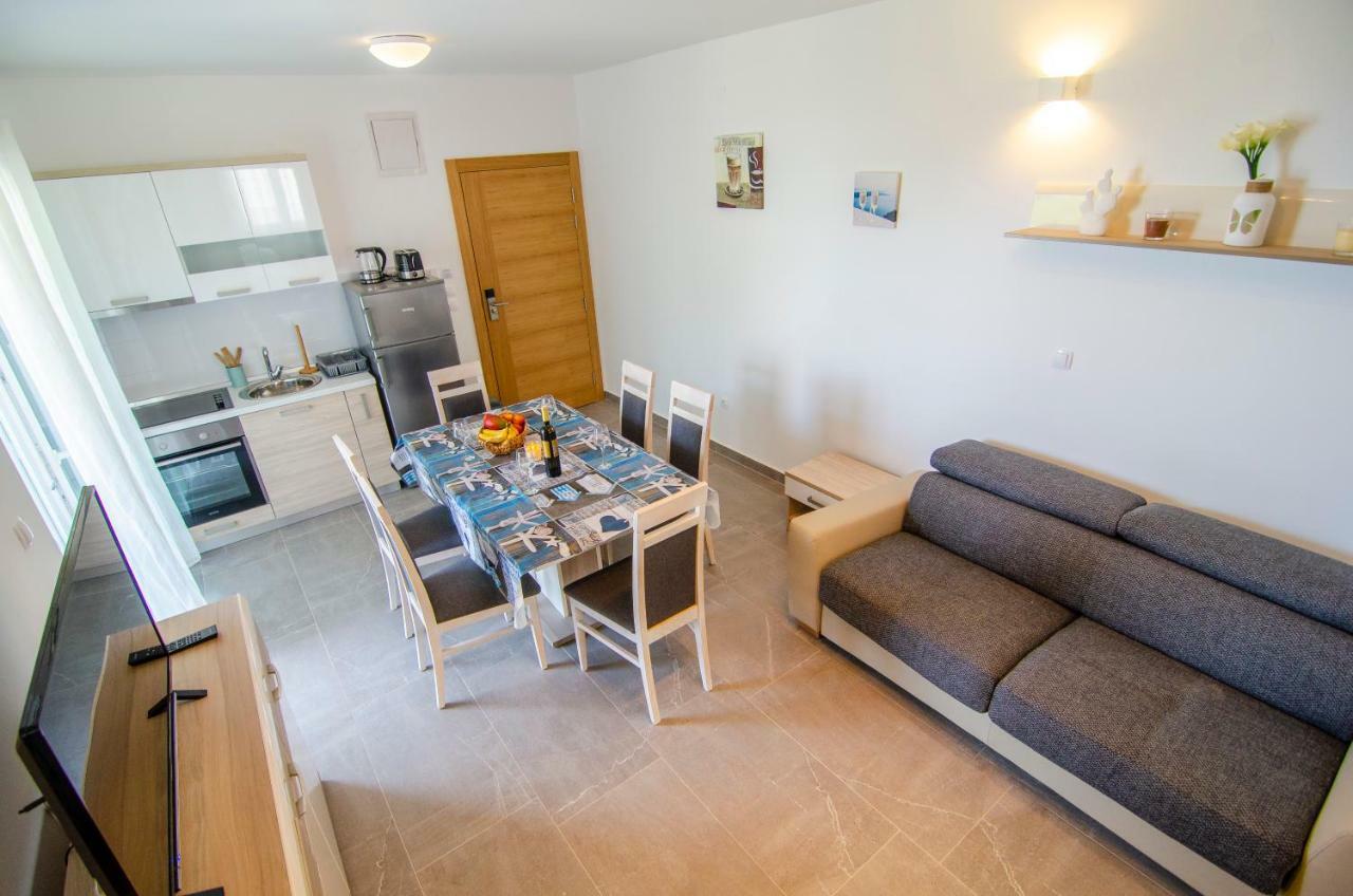 Apartment Sara Bol