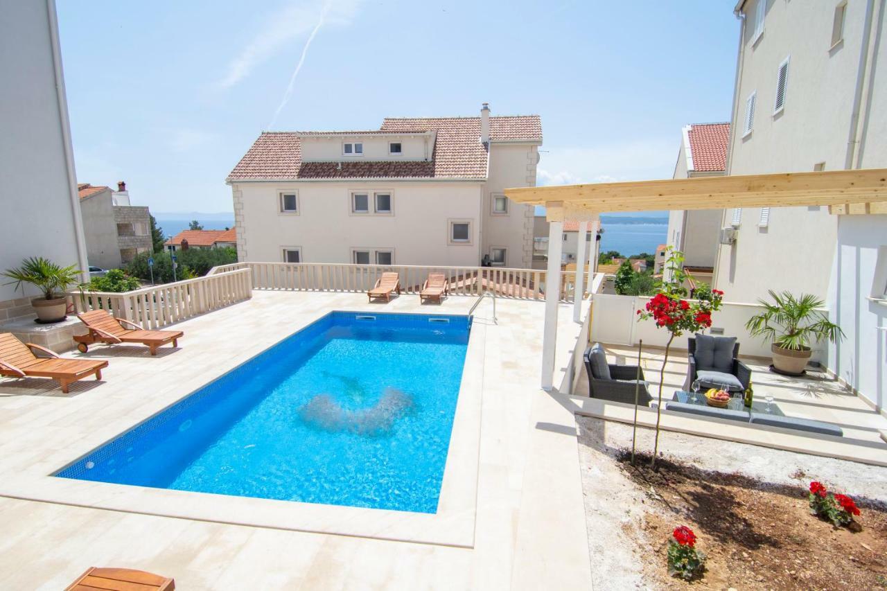 Apartment Sara Bol