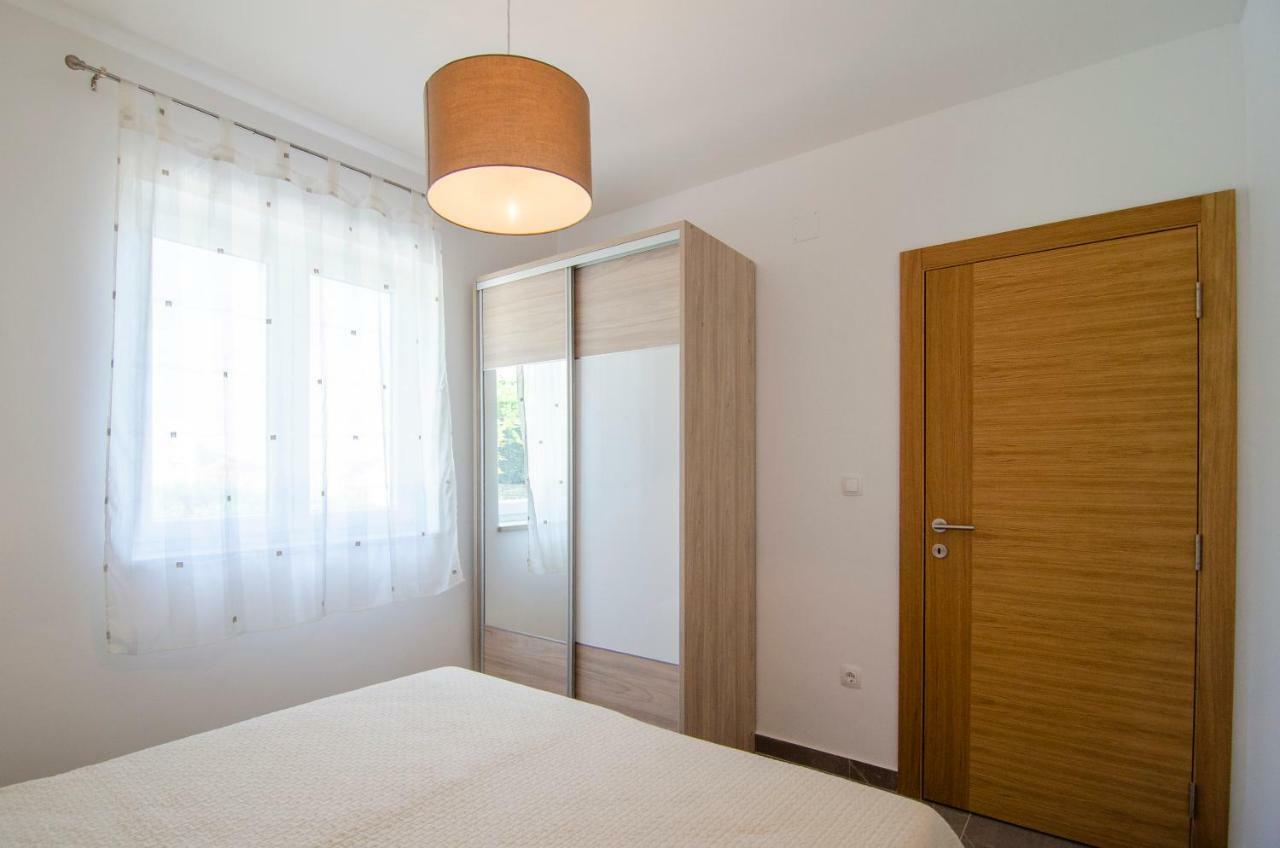 Sara Apartament *