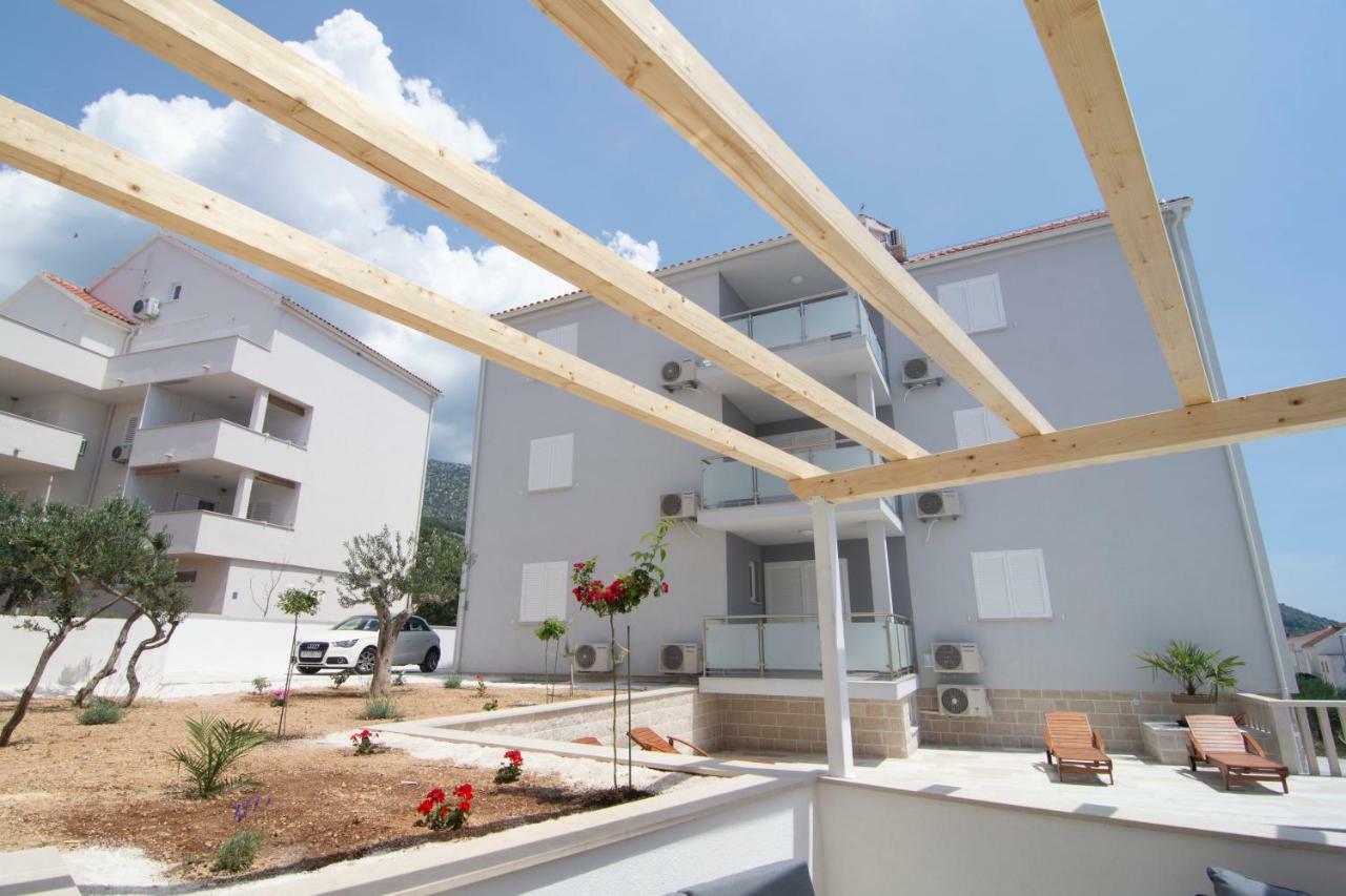 Sara Apartament Bol