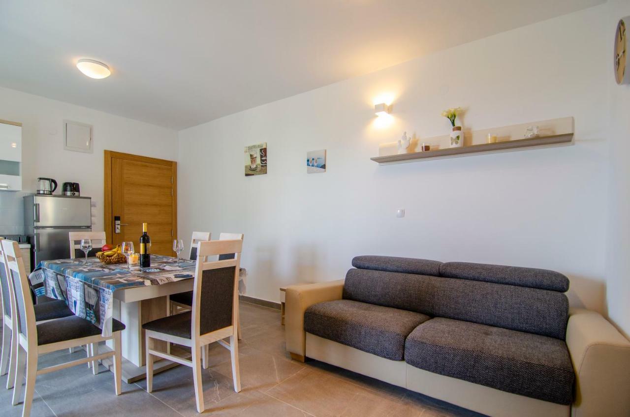 Sara Apartament Bol