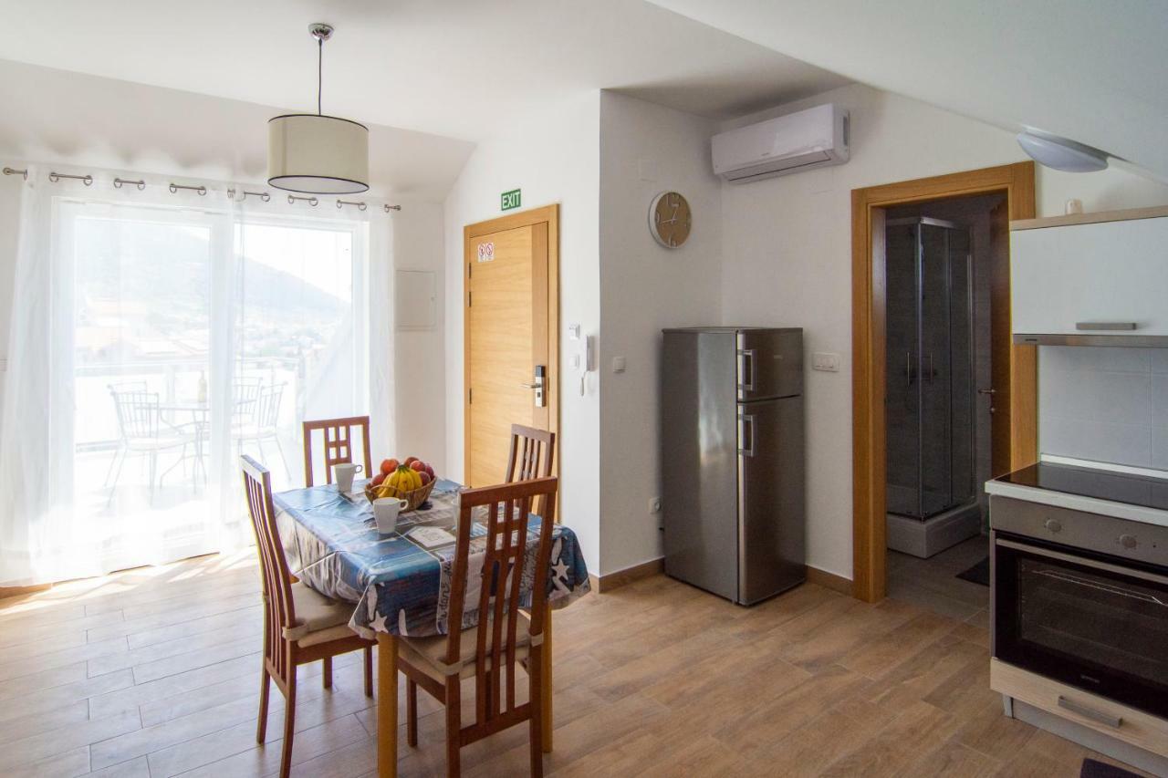 Apartament Sara Bol