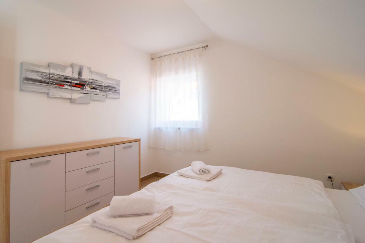 Sara Apartament